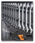SADA NÁŘADÍ-MODEL 2424/T31 27KS  V PODESTĚ Z PVC
