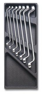 SADA KLÍČŮ-MODEL 2424/T40 7KS  V PODESTĚ Z PVC.